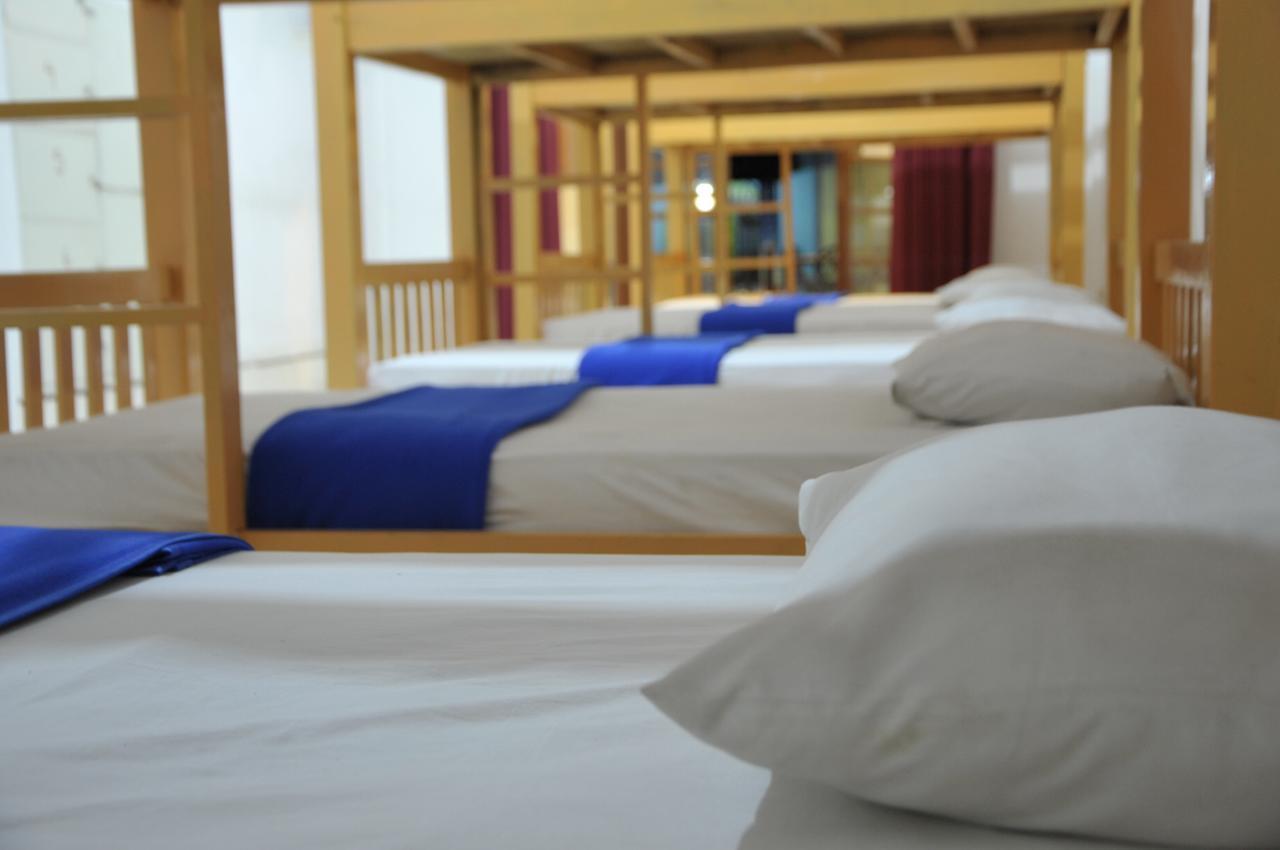 Oseania Hostel スンギギ エクステリア 写真